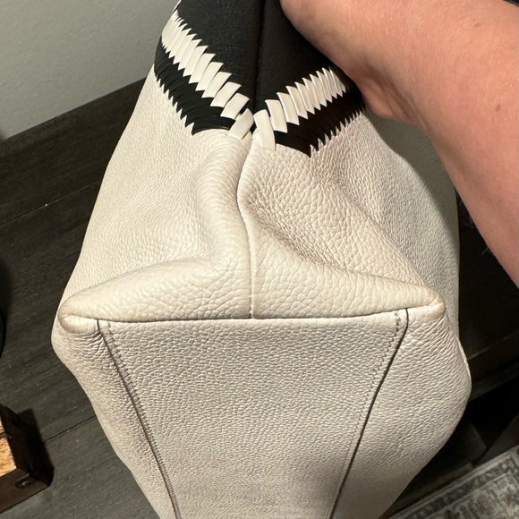 Michael Kors Karson Handbag/Shoulderbag-Good Preowned Condition!! - Picture 8 of 13